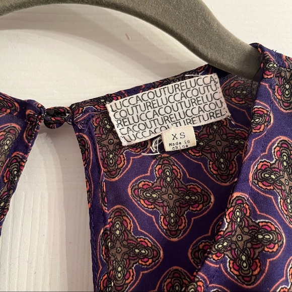 Peplum Top with Open Back- XS - Picture 4 of 6